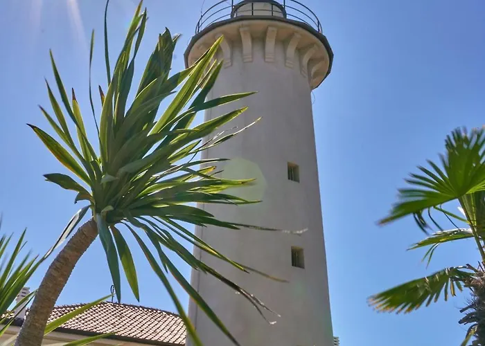 Flat With A Shared Garden شقة